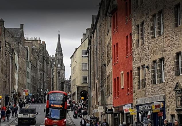 Royal Mile Famous Canongate Flat Edinburg Exteriör bild